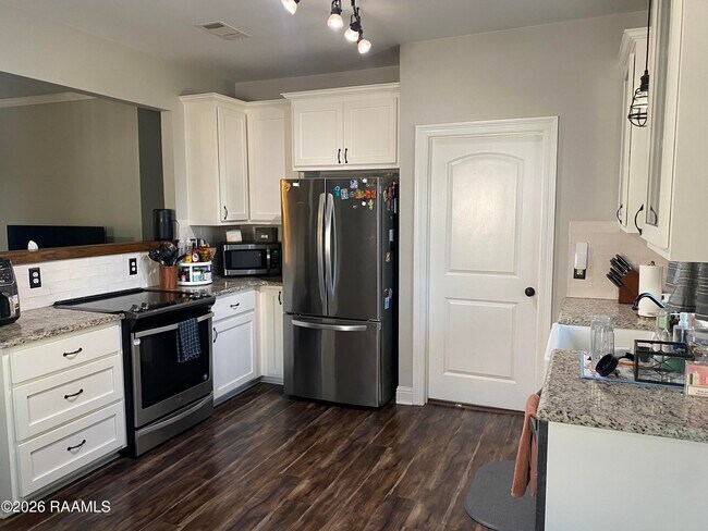 Foto del edificio - 1005 Don Ave