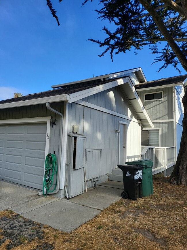 Recently Upgraded Townhouse in the Hills o... - Recently Upgraded Townhouse in the Hills o...