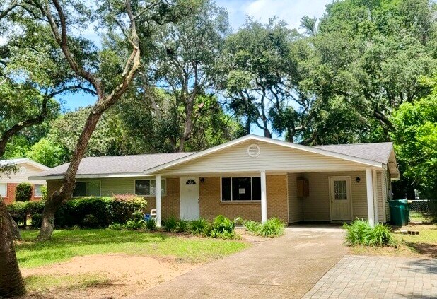 Building Photo - 550 Pocahontas Dr
