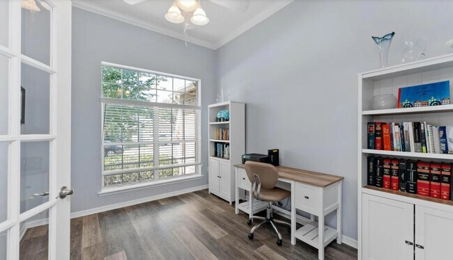 Foto del edificio - 13117 Chets Creek Dr N