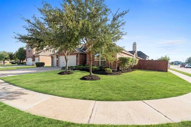 Foto del edificio - 3611 Benbrook Springs Ln