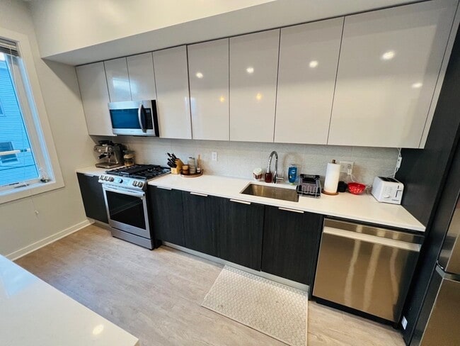 Building Photo - 3 Ward St