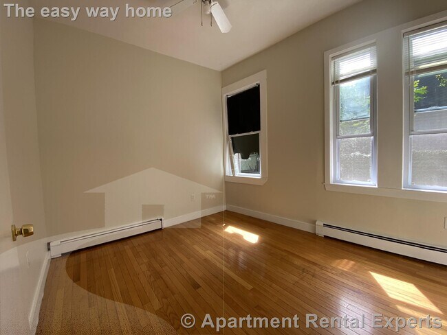 Foto del edificio - 1210 Cambridge St