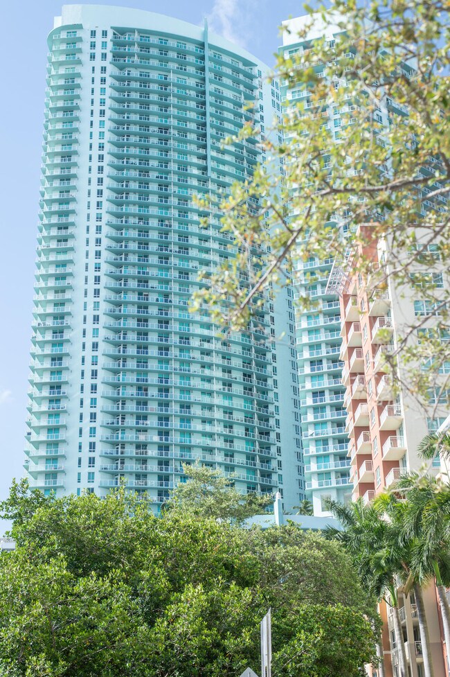 Foto del edificio - 1900 N Bayshore Dr