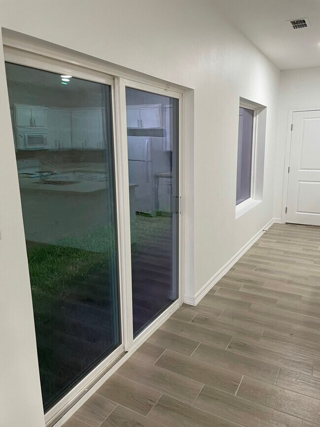 Foto del edificio - 6905 N 5th St