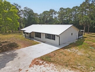 Building Photo - 13624 Farley Rd