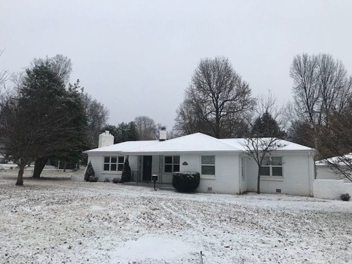 Primary Photo - 2130 Windsor Dr