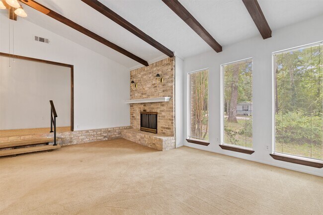 Foto del edificio - 13750 Cedar Hill Rd