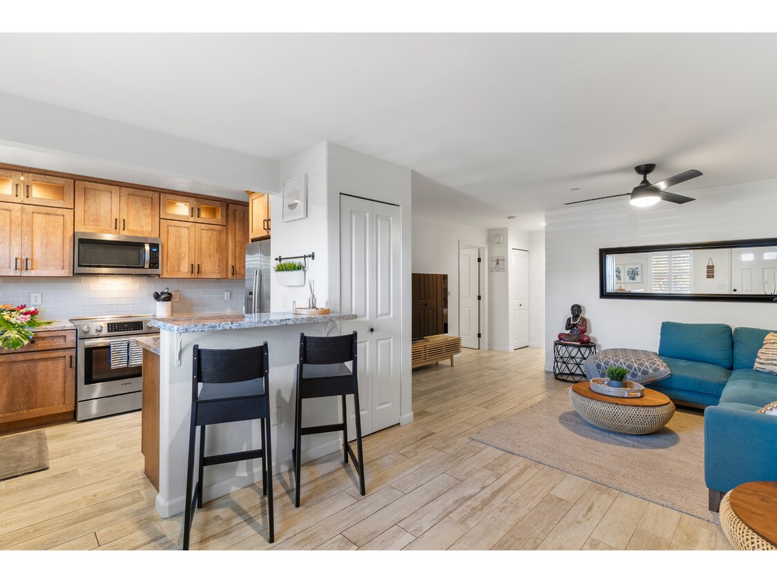 Foto principal - Fully Remodeled & Furnished – Villas at Ka...