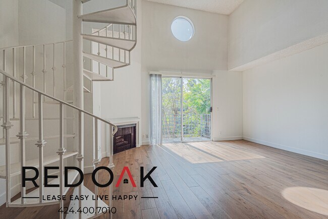 Foto del edificio - 884 Palm Ave