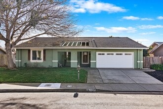Building Photo - 1220 Monte Vista Ct