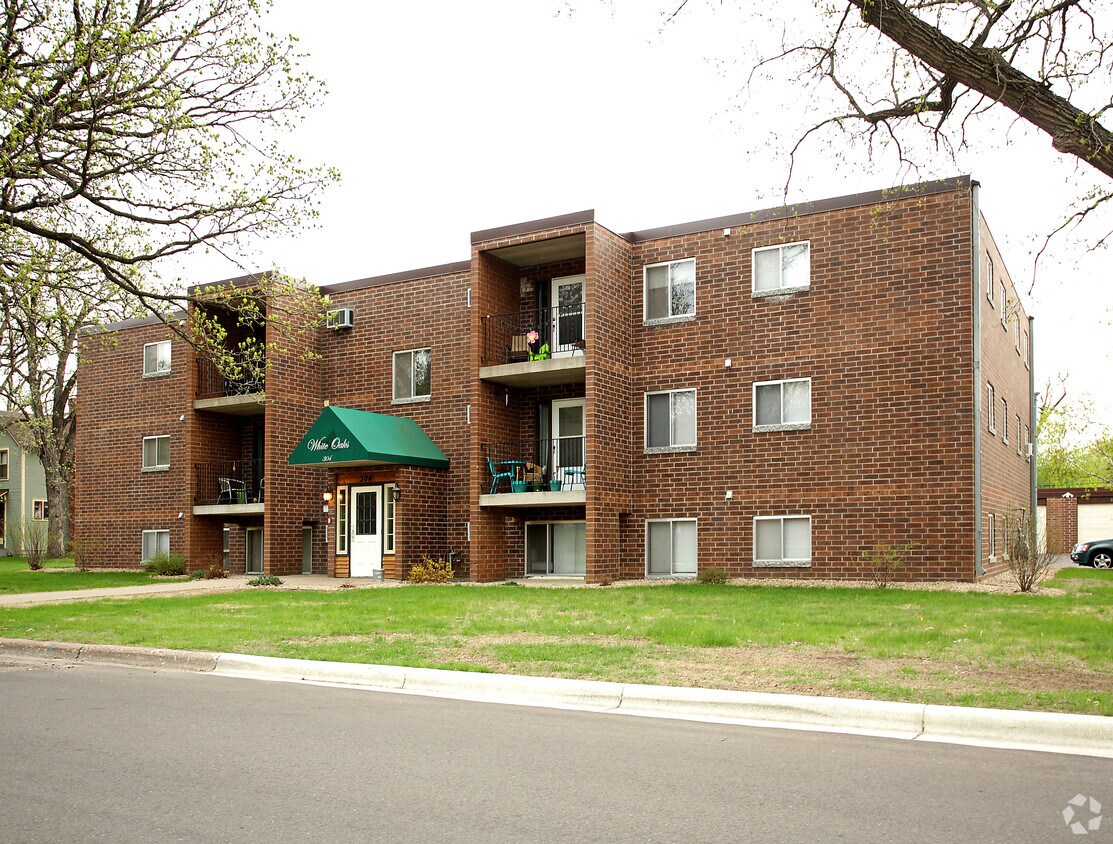 White Oaks Apartments in Sauk Rapids, MN