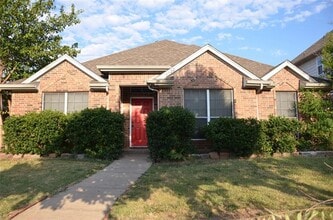 Building Photo - 4722 Park Bend Dr