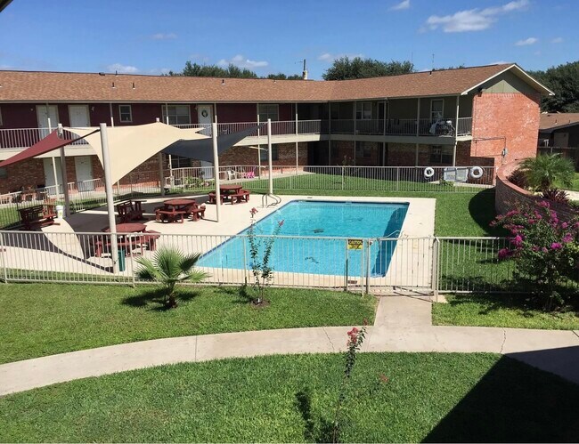 Foto del edificio - 2215 N 23rd St