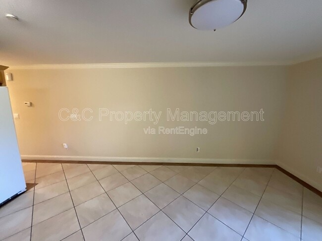 Photo - 1421 N First St Apartment