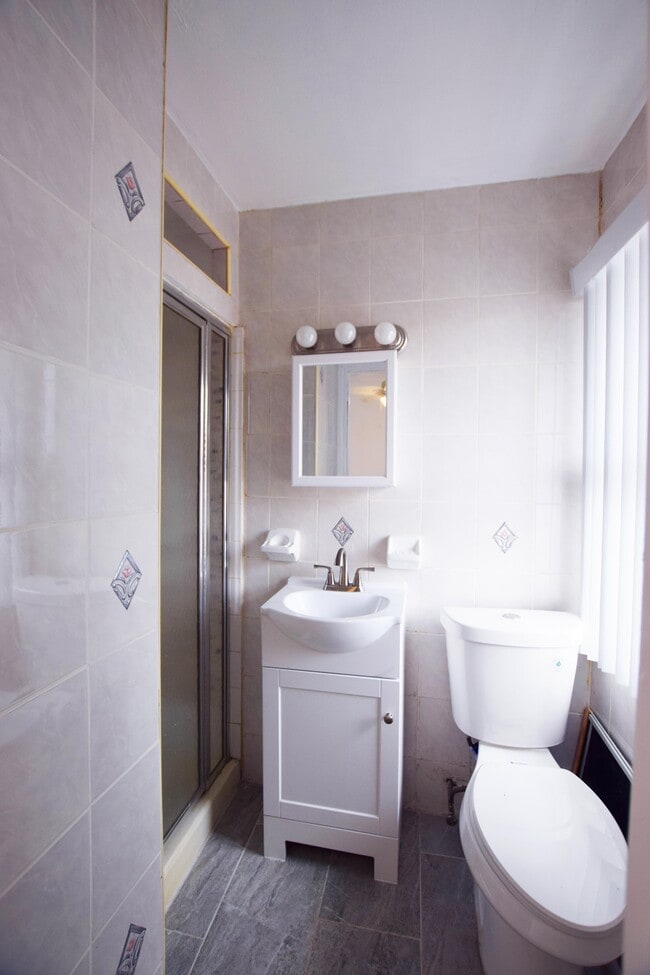Bathroom - 167 N Main St