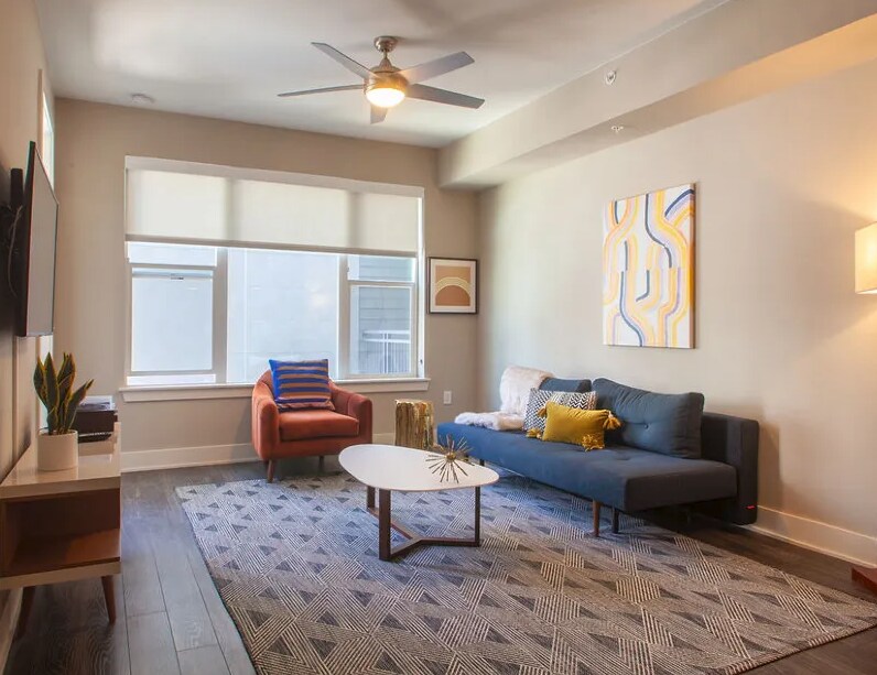 Foto principal - 5739 Henry Cook Blvd