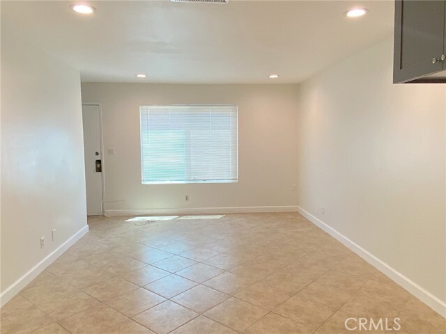 Primary Photo - 4792 Canoga St