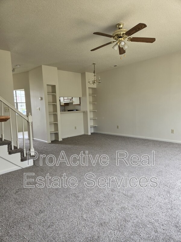 Foto del edificio - 843 Old Clubhouse Rd