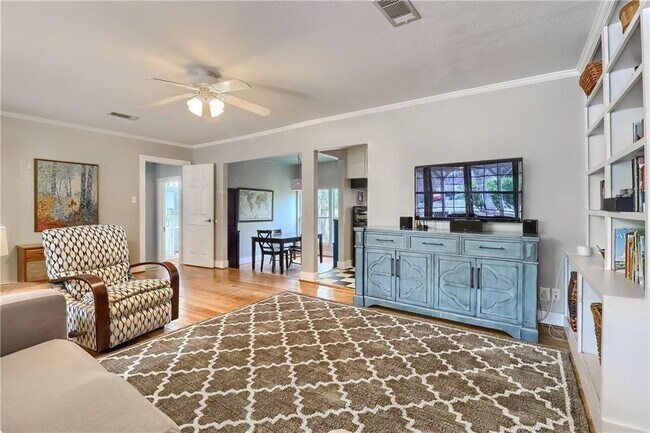 Foto del edificio - 1504 Hillmont St