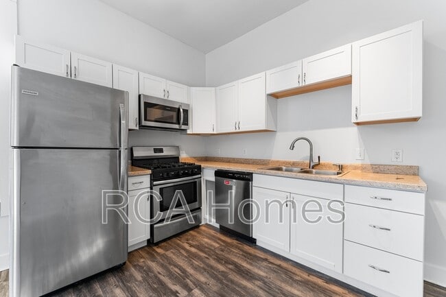 Photo - 1112 Pleasant St Apartment