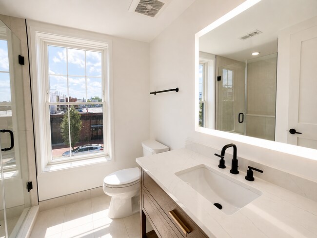 Interior Photo - The Heywood