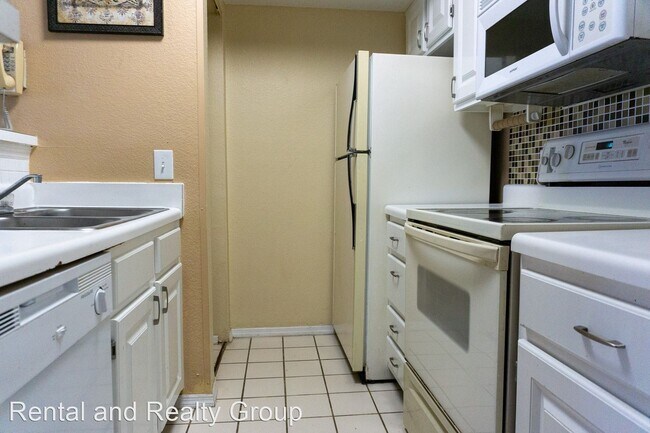 Building Photo - 4108 Enchanted Oaks Cir
