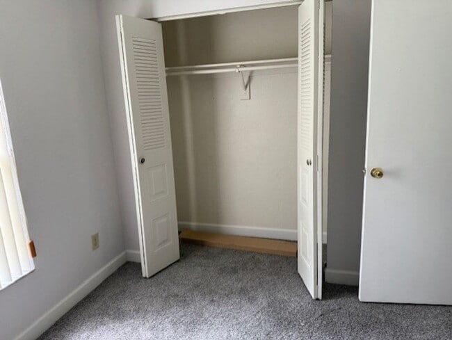 Building Photo - 2 Bd/1 Ba near UF- 857 sq/ft Apartment for...
