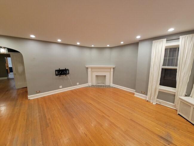 Foto del edificio - 6332 N Francisco Ave
