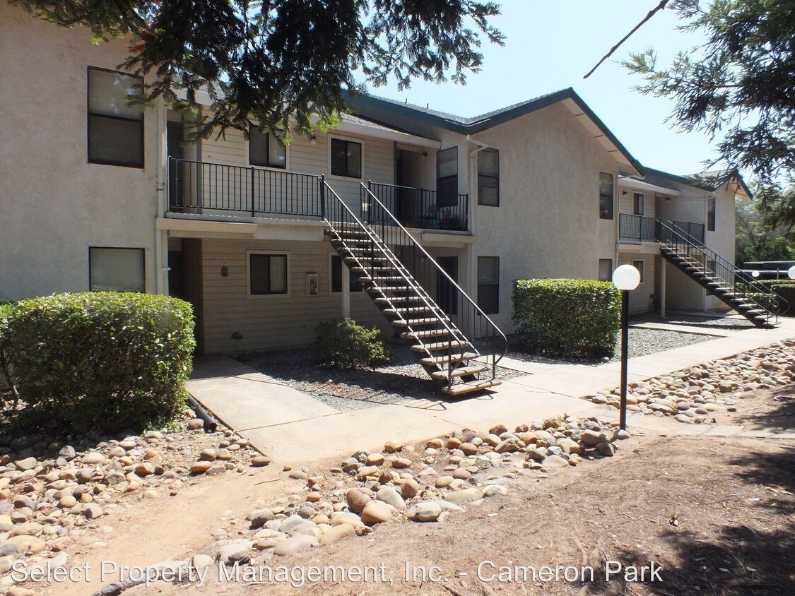 Primary Photo - 2720 La Crescenta Dr