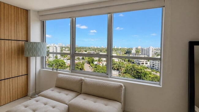 Foto del edificio - 1500 Bay Rd
