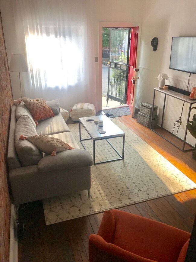 Foto del edificio - 784 S 6th St