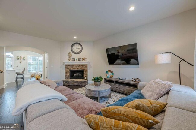 Foto del edificio - 6079 Joybrook Rd