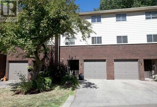 Building Photo - 1270-1270 Gainsborough Dr