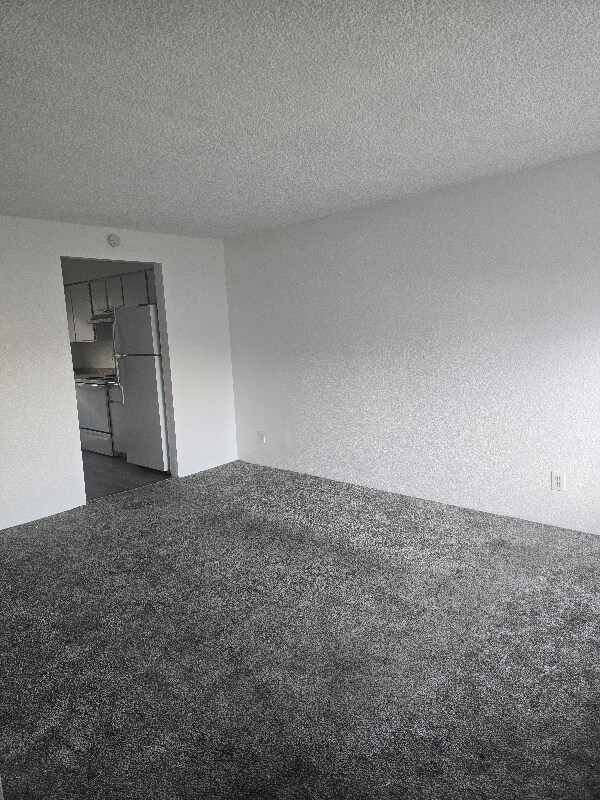 Foto del edificio - 1412 E 9th St