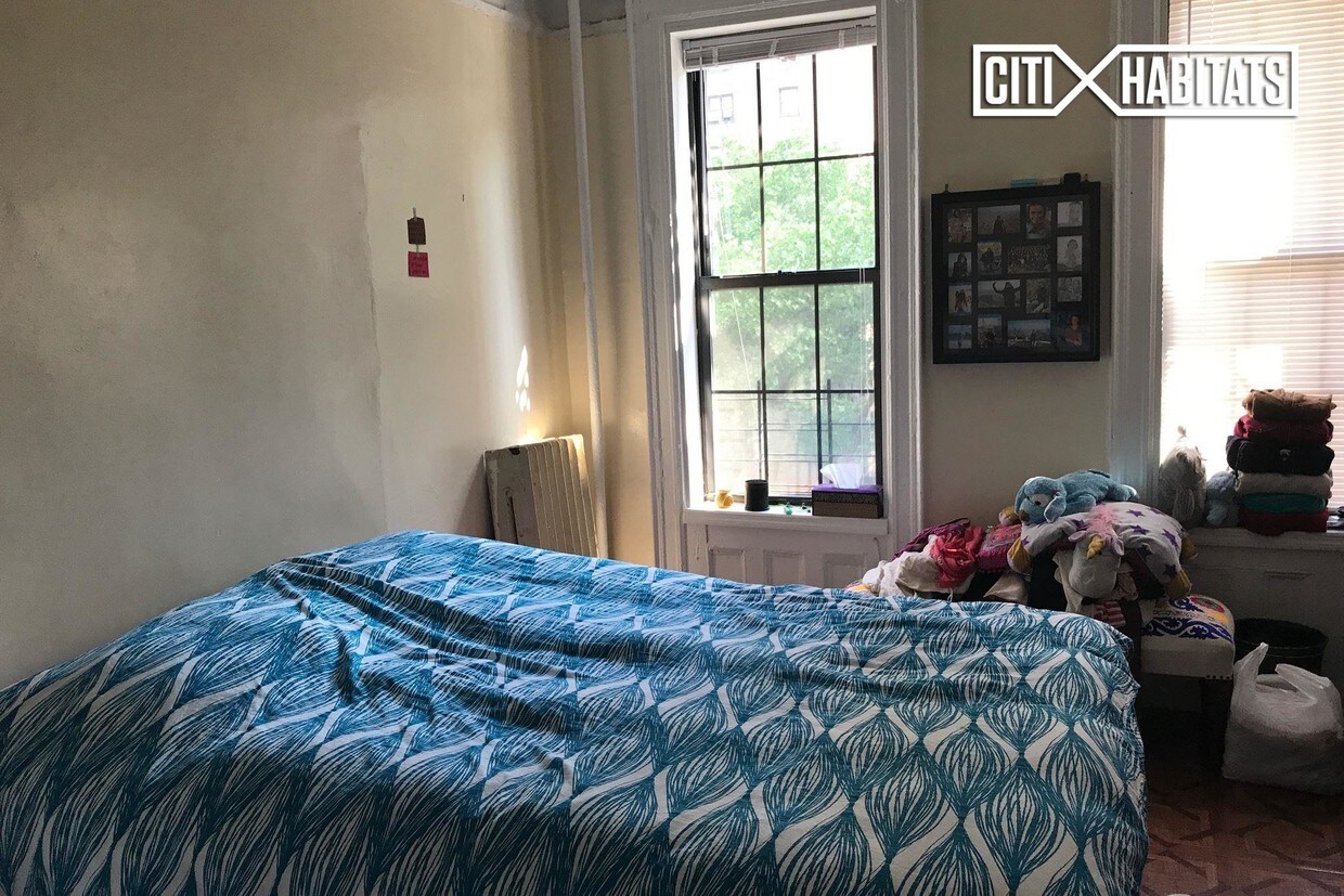 Foto del edificio - 5 E 115th St