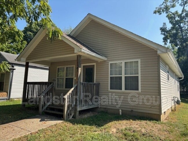 Building Photo - 3763 Parthenia Ave