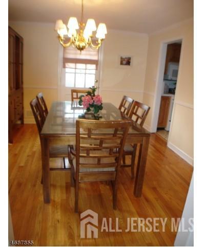 Building Photo - 1571 Ramapo Way
