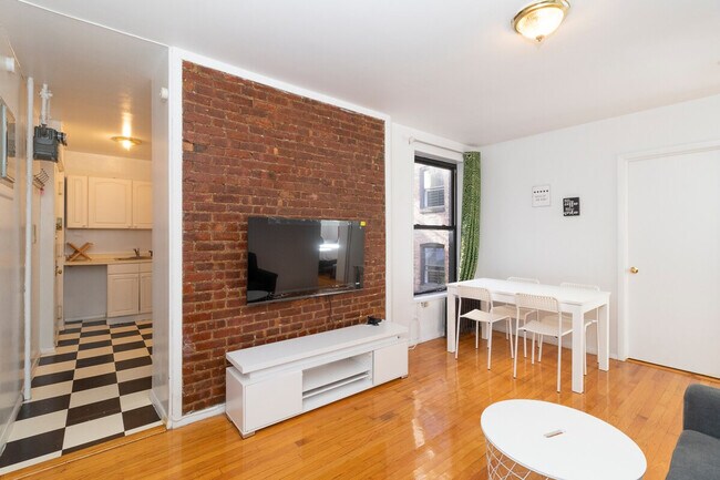 Foto del edificio - 163 E 94th St