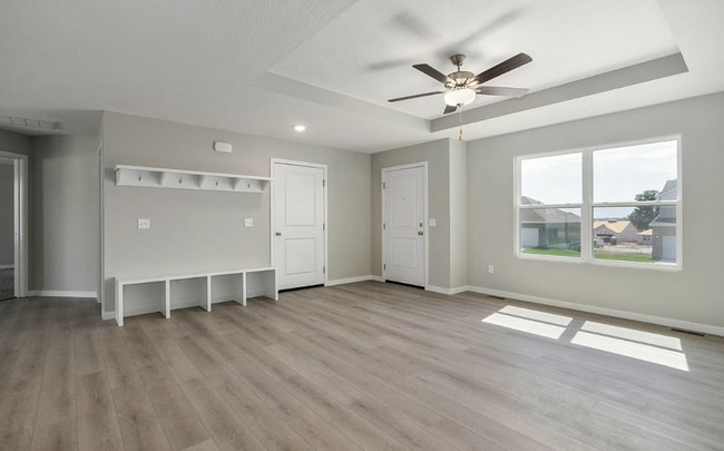 Building Photo - Like New 3 Bedroom Home - Hills of Olde Savannah