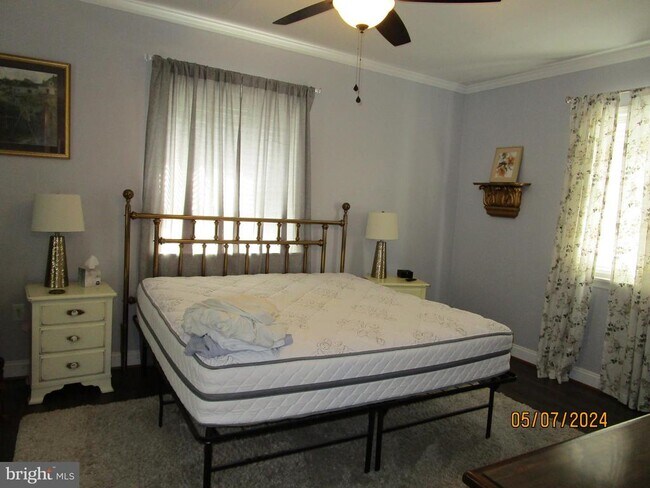 Foto del edificio - 148 E King St