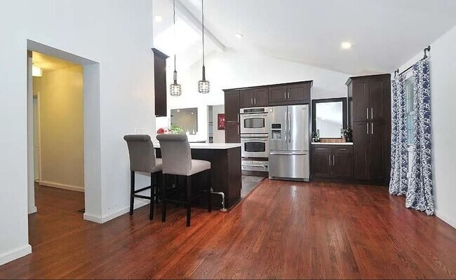 Foto del edificio - 3 Bed 2 Bath In La Mesa For Rent! *$500.00...