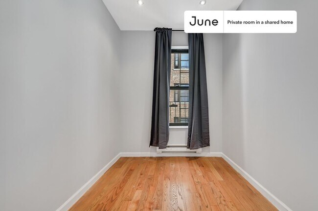 Foto del edificio - Room in Shared 4 bed/1.5 bath home in Upper West Side