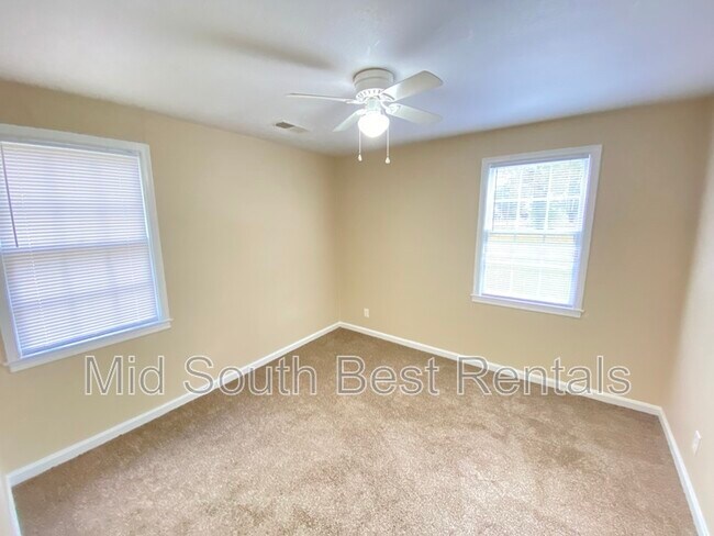 Foto del edificio - 2962 Tudor St