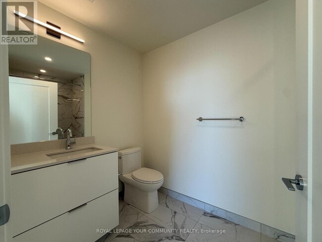 Building Photo - 89 Church St