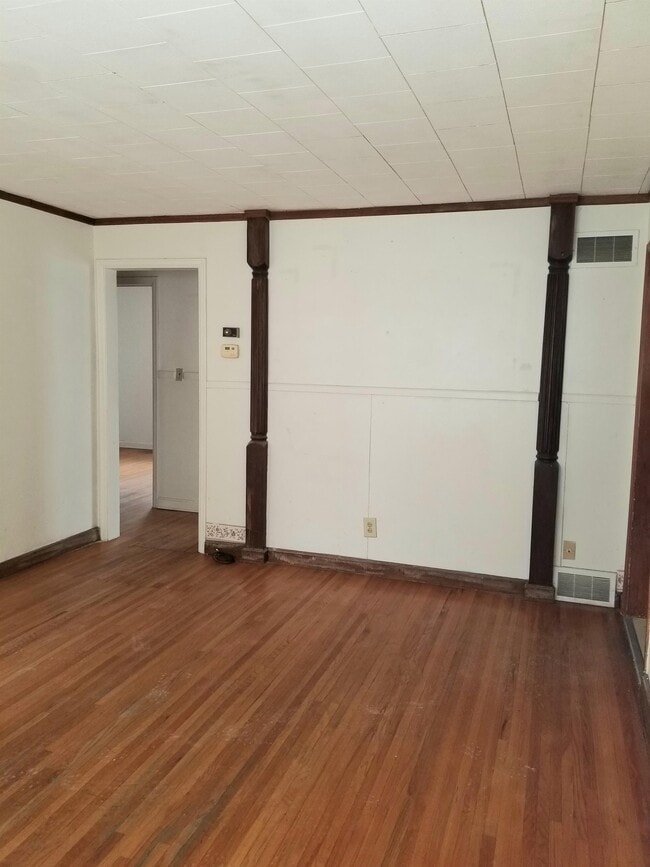 Building Photo - 1248 N Pershing St