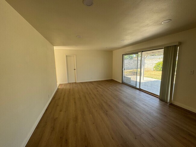 Foto del edificio - 2114 S Greenville St