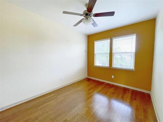 Building Photo - 21515 Ivory Gate Ln