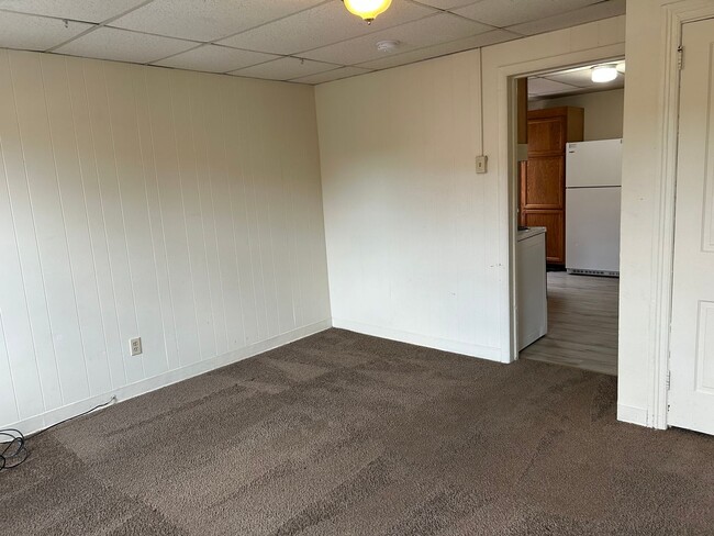 Building Photo - 848 Blunston St