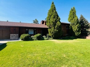 Building Photo - 534 Tabriz Dr